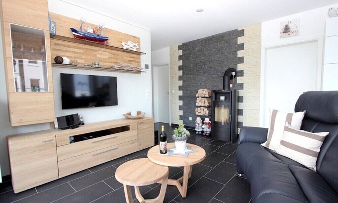 Grossenbrode Apartment | 100 m to the beach | sauna & sauna scents | firewood | whirlpool | WLAN | beach chair