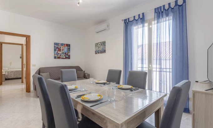 Contessa Entellina Apartment | 100 m² Apartment ∙ 1 bedroom ∙ 5 guests