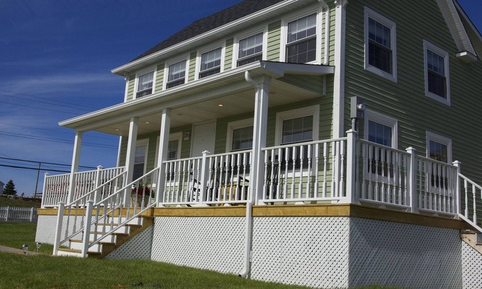 Twillingate House | 100 Year Old Saltbox Style Newfoundland Home With Spectactular Ocean Views