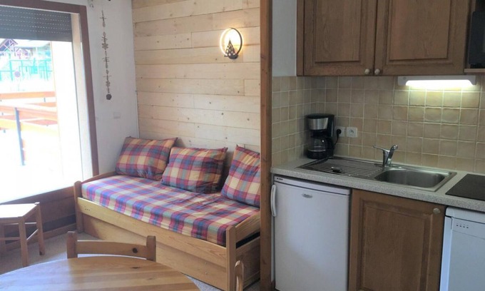 La Joue du Loup Apartment | 100m from ski lifts, Ground floor, terrace, tv, 28m², La Joue du Loup