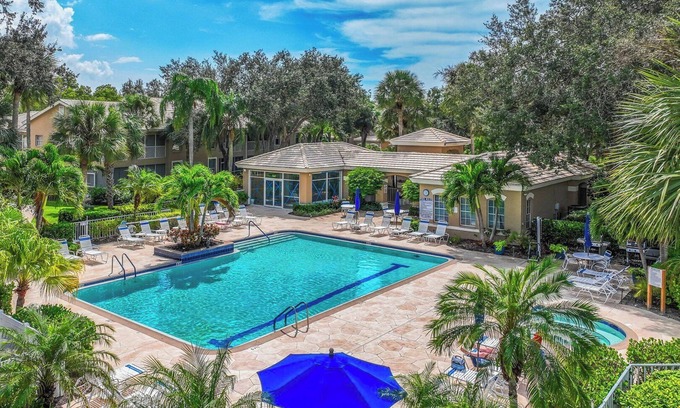 Bonita Springs Condo | 101 Pelican Landing Condo