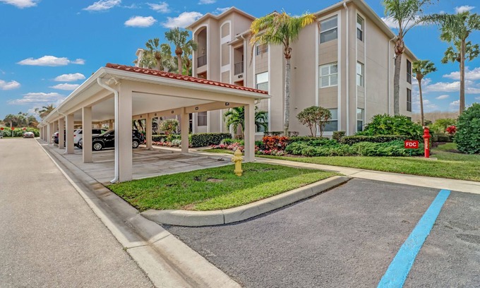 Naples Condo | 10275 Heritage Bay