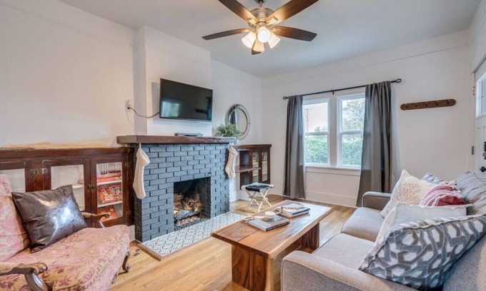 Tucson Apartment | 109 Park (Jill Reilly)