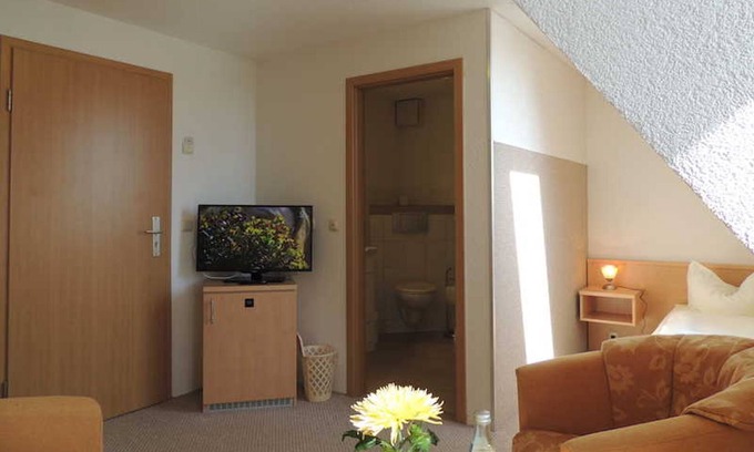 Dobbertin Apartment | 11 EZ Lake View Comfort - Insel-Hotel Dobbertin