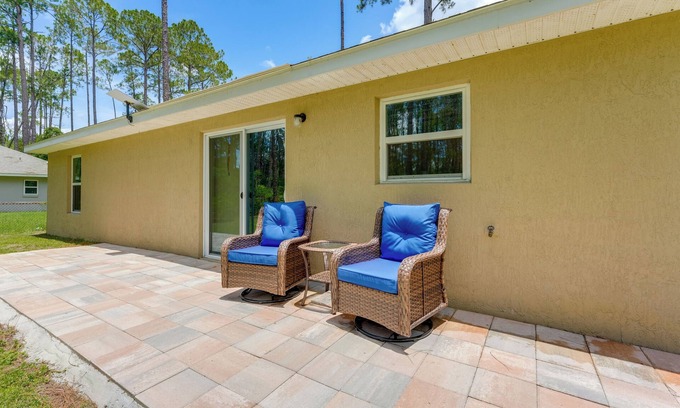 Candler House | 11 Mi to Silver Springs State Park: Forested Haven