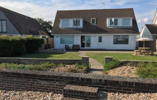 Aldwick House | 11 Shorecroft, Aldwick