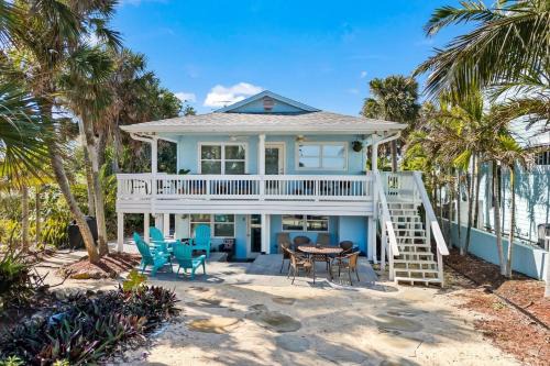 Cocoa Beach House | 111 S Atlantic Ave