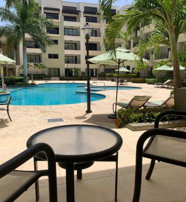 Washington Apartment | 112: 1-Bedroom Grd floor condo w/patio. Palm Beach