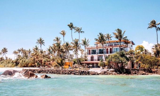 Polhena Resort | 12 Bed Rooms Luxurious beachfront villa in Polhena