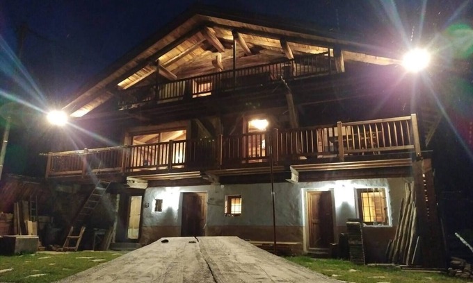 Villard-sur-Doron Ski Chalet | 12-person chalet with sauna in the Beaufortain near Les Saisies