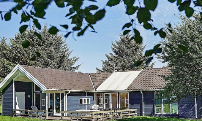 Oster Somarken House | 12 person holiday home in Aakirkeby