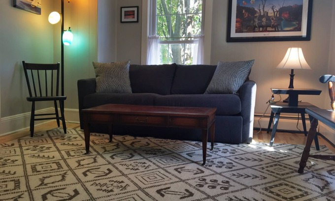 West End Apartment | 1200 Sq Ft ♦ West End Gem ♦ Perfect Location