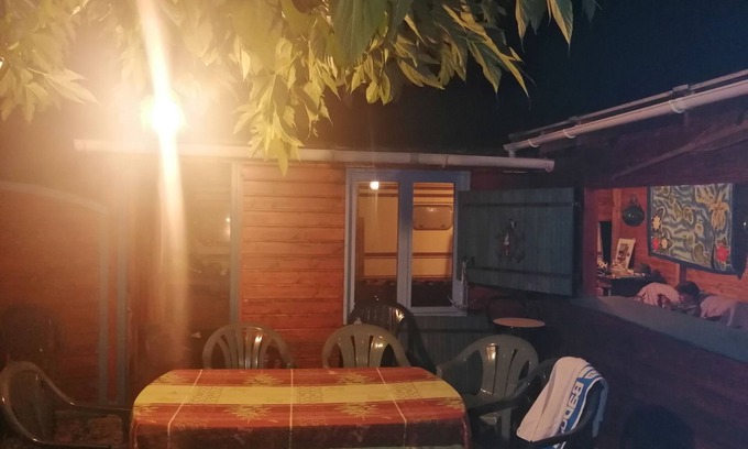 Saint-Denis-d'Oleron RV Rental | 1200m campsite with trailer, chalet, kitchen 50m from the sea