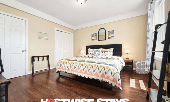 East Allegheny Apartment | 1210 James St. #2 · Free Off Street Parking!