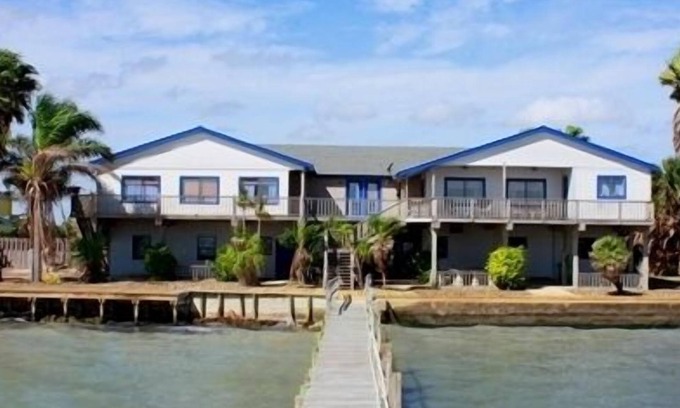 Willacy County House | 1264 Port South - Grand Views and a Grand House!