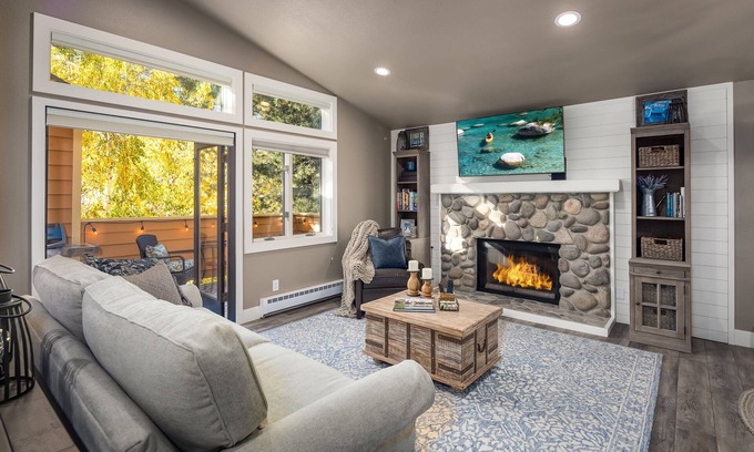 Incline Village Condo | 128 McCloud - Luxury Couples Retreat
