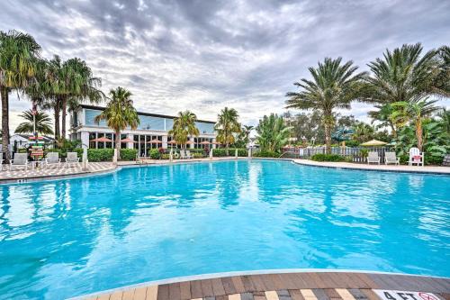 Davenport House | 13 Mi to Disney Davenport Townhome with Patio!