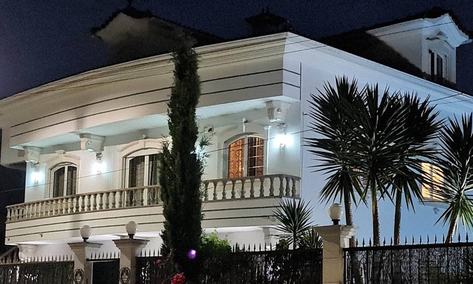 Arnal House | 13 Rooms Luxury Villa (25-50 Guests) by Silver Village Residence