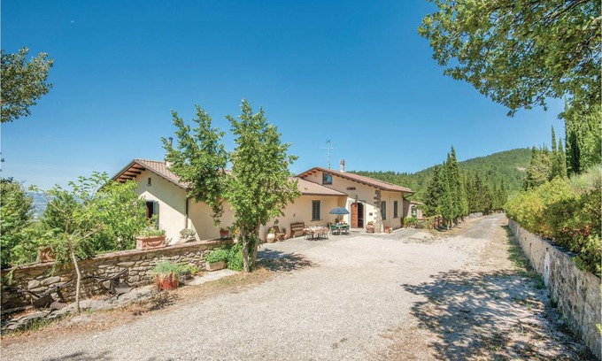 San Giustino House | 130 m² House ∙ 3 bedrooms ∙ 6 guests
