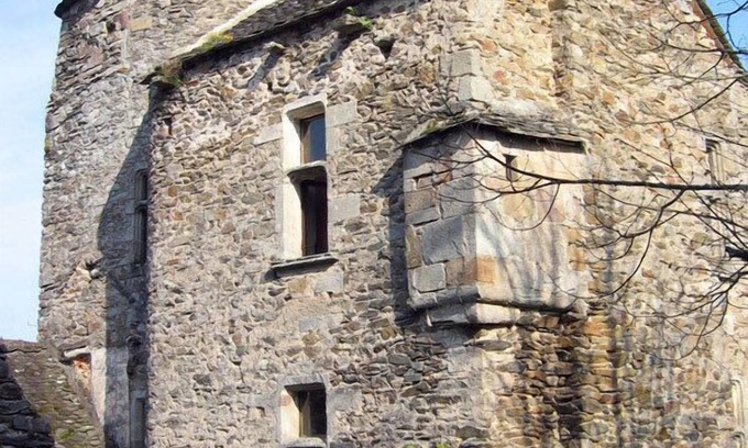 Najac House | 13th century tower house in south of France