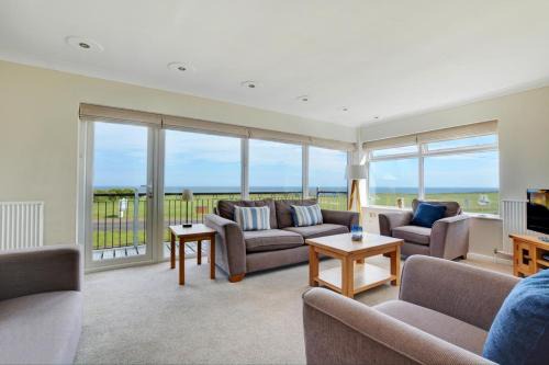 East Runton House | 15 Clifton Park