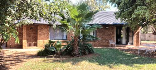 Akasia House | 15 Rottweiler Self-Catering Accommodation