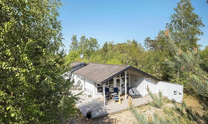 Oster Somarken House | 1502 Aakirkeby - Malurtvej 7