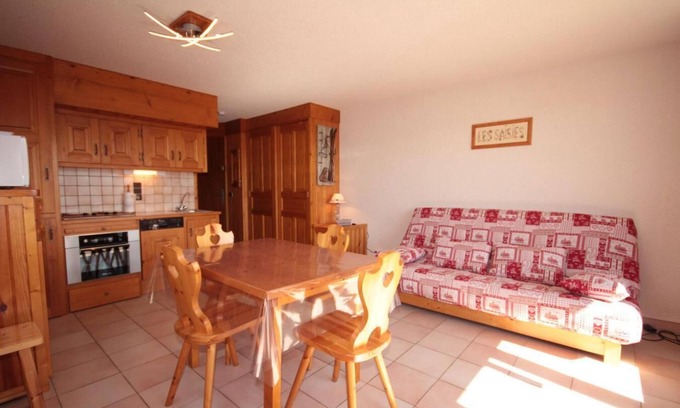Les Saisies Apartment | 150m from ski slopes, 1st floor, view ski slopes, balcony, ski locker, 34m², Les Saisies