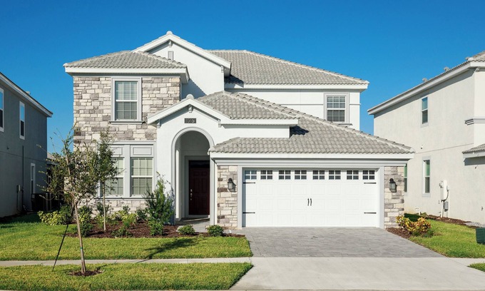 Davenport House | 1516MB- the Retreat at ChampionsGate by RedAwning