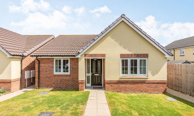 Evesham Cottage | 16 Stewart Close
