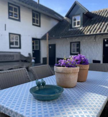 Ubachsberg House | 17 4p Historical Cottage near Valkenburg