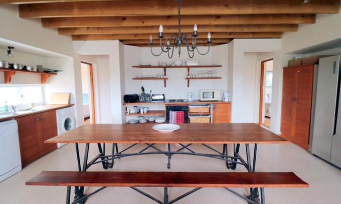 Arniston House | 17 On 6 Arniston