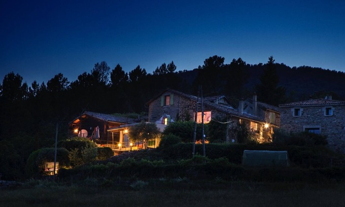 Beaumont House | 17th-century country house, 350 m2 in the heart of nature, indoor pool 30°C, sauna