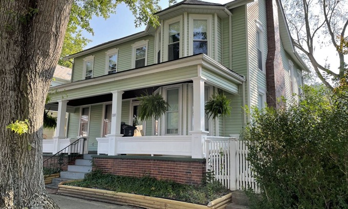 Nelsonville House | 1850's Historic Vacation Home Rental near Hocking Hills in Nelsonville Ohio