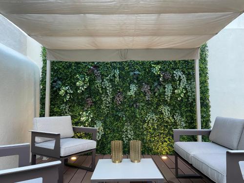 Alcantara Apartment | 1881 Historical loft with Garden