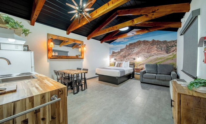 Pinnacles Entrance Badlands Hotel | 19-Hansen Inn & Cabins, Cabin Suite, 1 King, 1 Queen, Sleeper Sofa, Dog Friendly