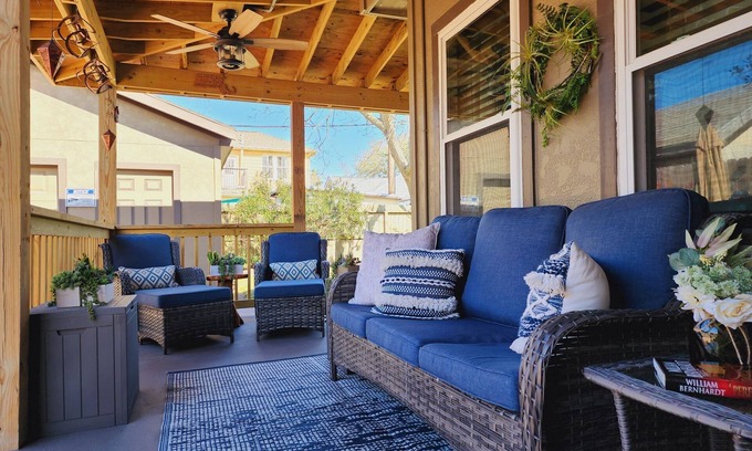 Galveston House | 1940s Vintage Home meets comfortable beach retreat