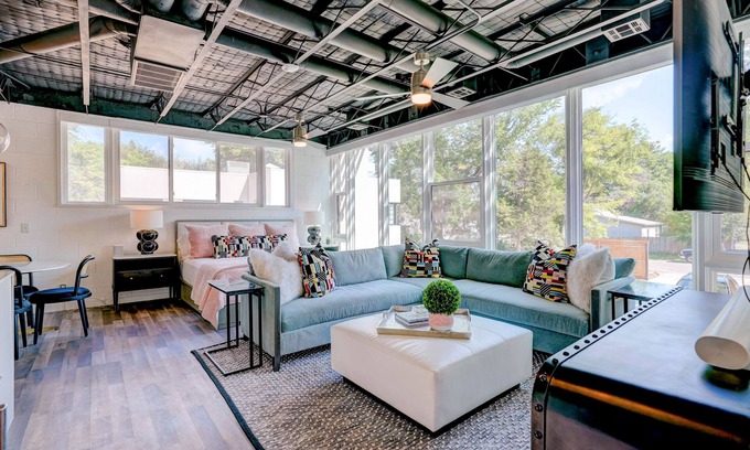 Norman House | 1BR Holiday Retreat | Full Kitchen + Near OU #Cha