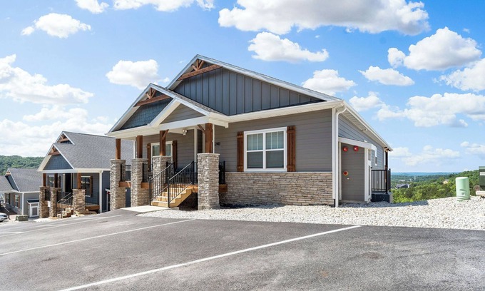 Indian Point House | 1mi to SDC Family Fun: Slide Hot Tub Arcades & Fun