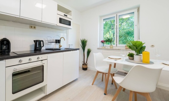 Freilassing Apartment | 1OG "L" Helle 70m² 2-zimmer Wohnung Nähe Salzburg