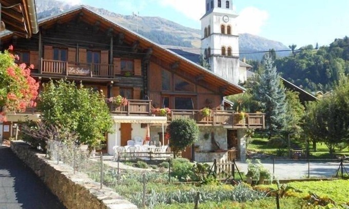 Areches Apartment | 1st floor, parking, tv, ski locker, 24m², Arêches-Beaufort