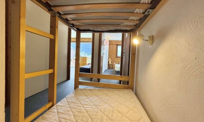 Praz-sur-Arly Apartment | 1st floor, view ski slopes, balcony, parking, tv, ski locker, 35m², Praz sur Arly