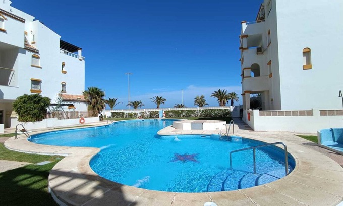 Roquetas de Mar Apartment | 1st LINE SEA VIEWS, WIFI, AC Air Conditioning, Swimming Pool