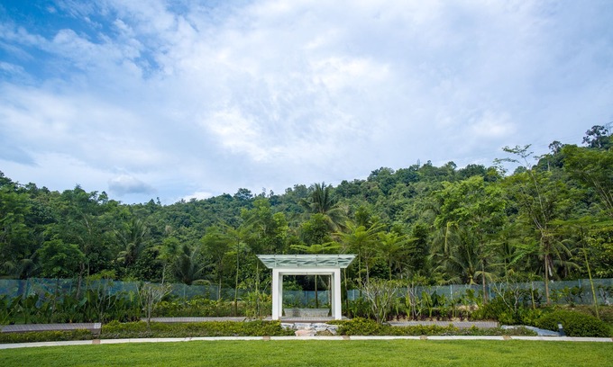 Hulu Kinta Apartment | 2 + 1 Bedroom Lakeview Superior Suite #6