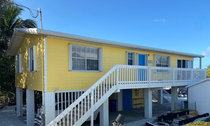 Doctor's Arm House | 2/2 Canal Front Home with Great Boating Access! Located in Doctor’s Arm Big Pine