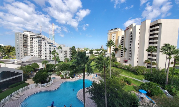 Florida Center Condo | 2 BD/2 BA minutes from Universal Studios & Epic Universe