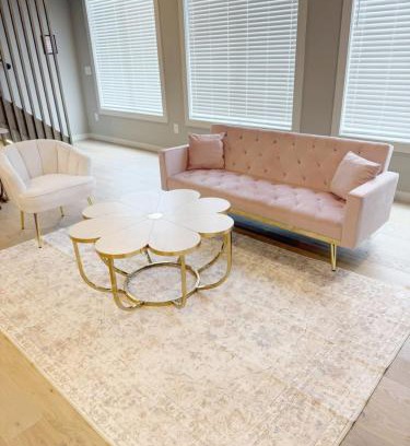 Easley House | 2 BD Pink Paradise near Greenville and Clemson