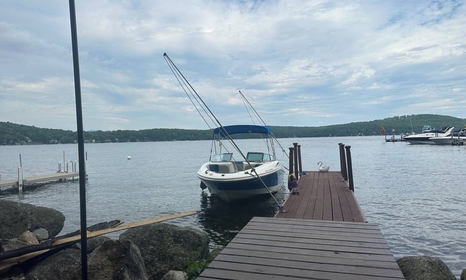 Meredith Cabin | 2 Bdrm Cozy Cottage #1 -Water Access and Dock on Lake Winnipesaukee - Meredith