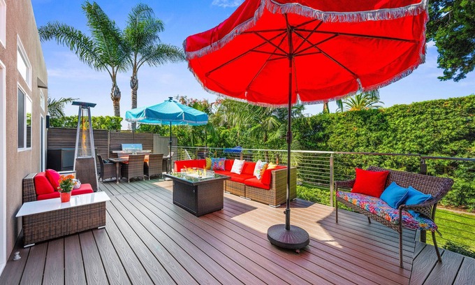 South Oceanside House | 2 Beautiful Coastal Homes FAMILY FRIENDLY: Outdoor Space: FireTable BBQ Yard EVC