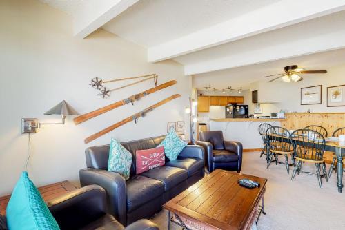 Wildernest Apartment | 2 Bed 1 Bath Apartment in Wildernest, CO